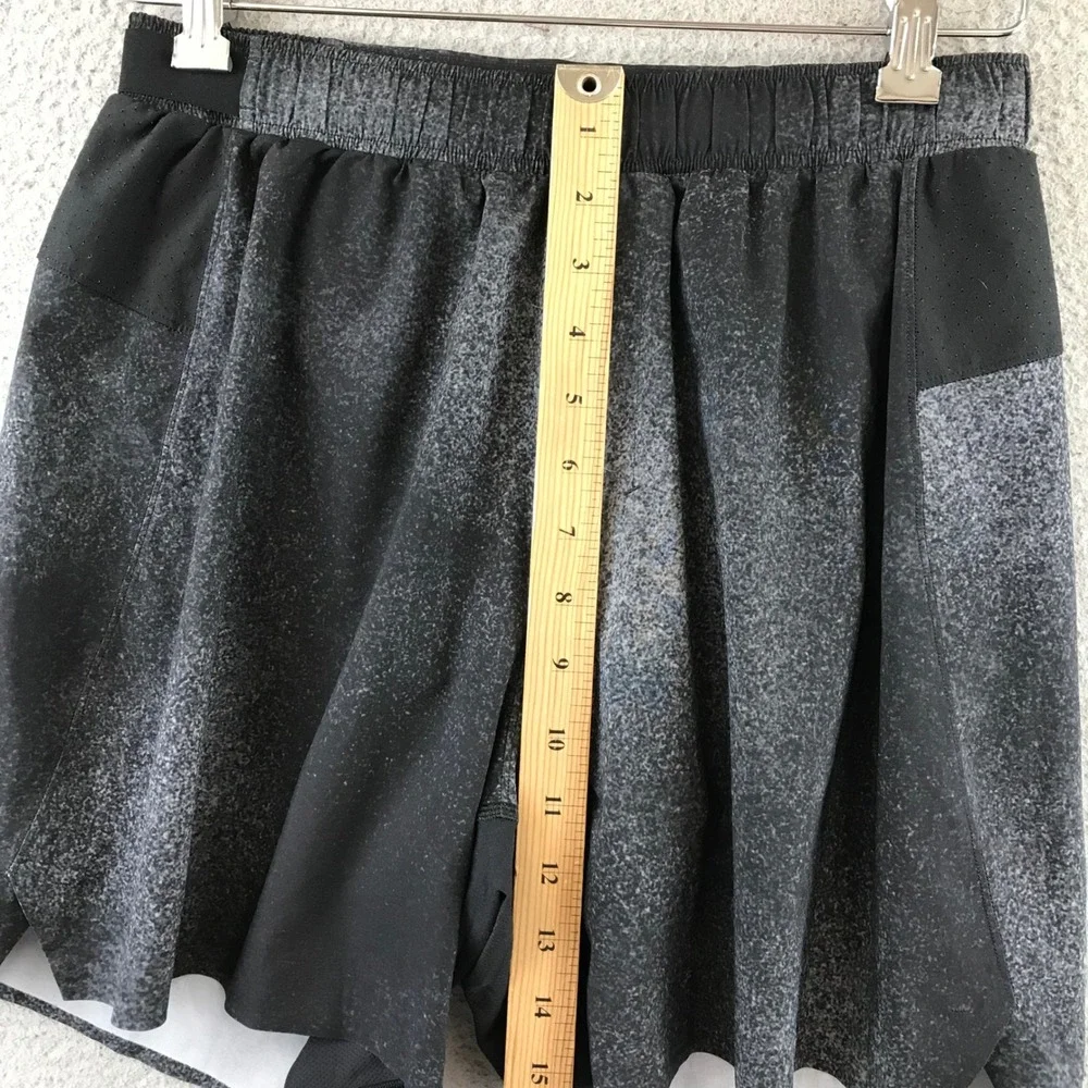 Lululemon Mens M Athletic Shorts Black Speckle Print Liner Waistband‎ Pockets